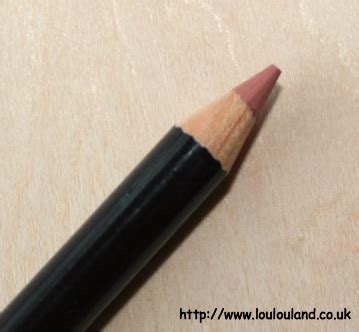 LouLouLand Illamasqua Extinct Go Nude Lip Kit And Birthday Giveaway CLOSED