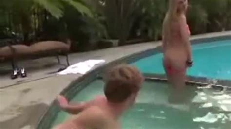 Amateur Teen Blonde Swim Teacher Porn Videos