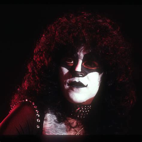 Linda Hunt Now: 'NCIS: Los Angeles' Actress Steps Out for Rare Outing