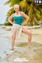 MAYE MUSK Nude AZNude