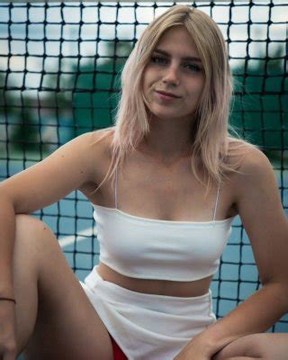 Yuliya Fox Nude Porn Pictures Xxx Photos Sex Images Pictoa