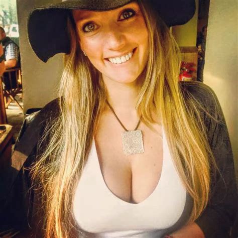 F46 Horny Curvy Mature Milf Nudes Maturemompics NUDE PICS ORG