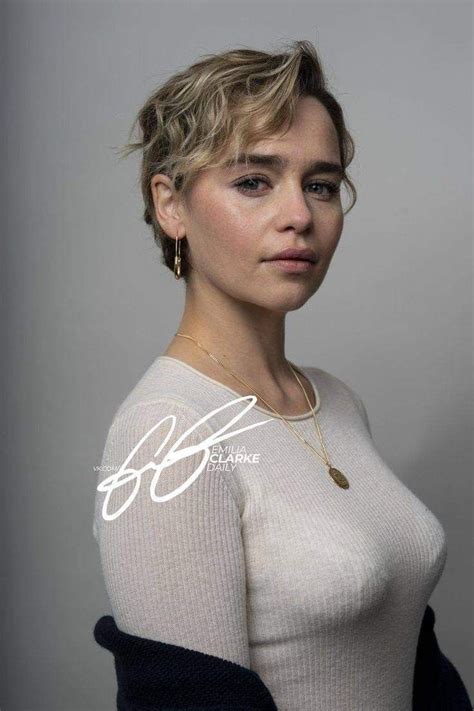 Pin By Mark Tuckfield On Emilia Clarke Beautiful Celebrities Emilia Clarke Hot Gal Gadot