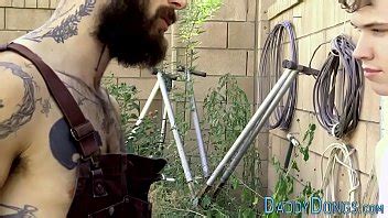 Redneck Padrastro Chupando Y Rimming Xvideos