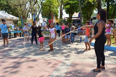 Praça Teixeira Brandão - 'Sábado Feliz' acontece na Praça Teixeira Brandão, em Quatis - A Voz da ...