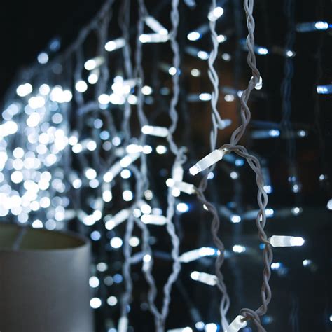 Бахрома светодиодная с эффектом мерцания 200LED 9W белый свет ...