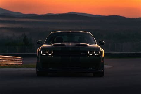 Srt Hellcat Wallpaper