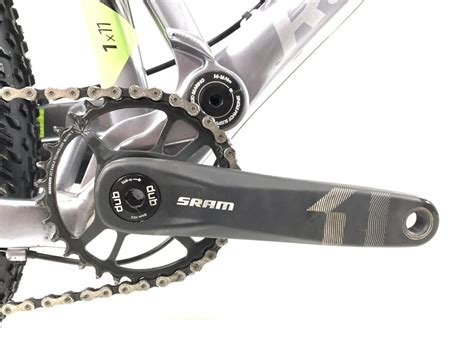 Achetez un vélo d'occasion ROCKRIDER ST 900 en l | buycycle
