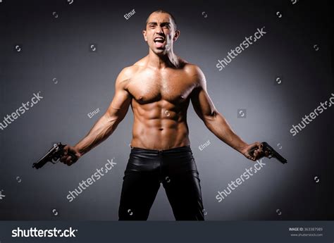 Categoría Gun naked guy de fotos e ilustraciones de stock 803 imágenes Shutterstock