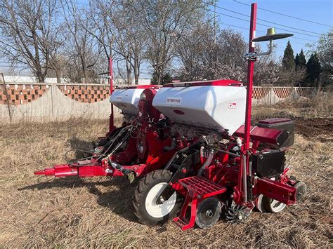 2bqmf 6 Traction Type No Tillage Agricultural Machinery Fertilization