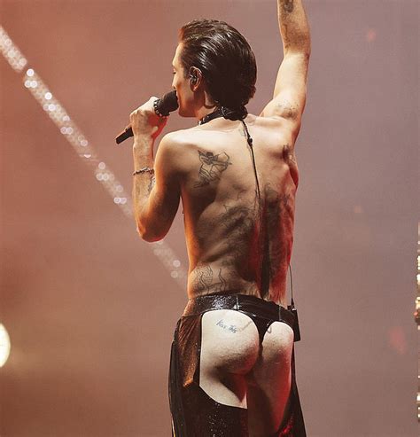 Damiano David Nude Ass During Maneskin S Performance At The MTV Gay