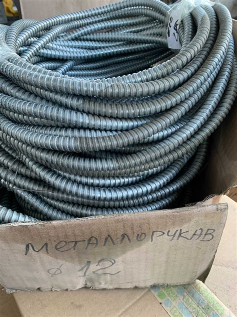 Кабельный ввод герметичный (сальник) и рукав пластиковый: 5 грн ...