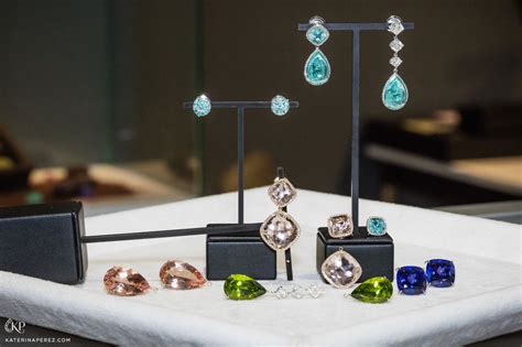 Doris Hangartner Precious Gemstones Appealing To The Five Senses