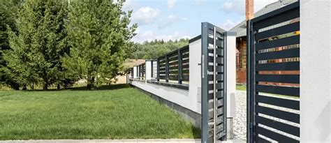 Купить откатные ворота «Алютех». Описание и виды