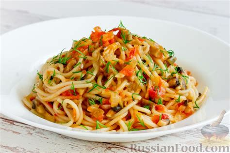 Рецепт: Спагетти с грибами и помидорами на RussianFood.com