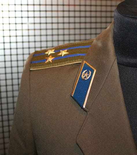KGB Colonel Uniform gorgets | Uniform, Fashion, Military