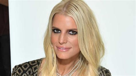 Jessica Simpson shares secret to weight loss amid hurtful criticism