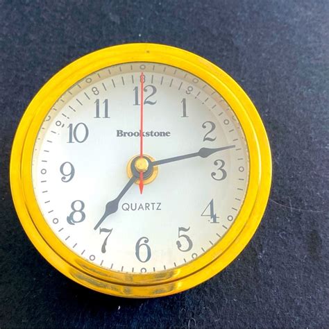 Brookstone Accents New Vintage Brookstone Brass Quartz Table Clock