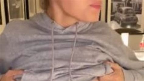 Flashing Tits On Public Restaurant Uploaded By Lestofesnd