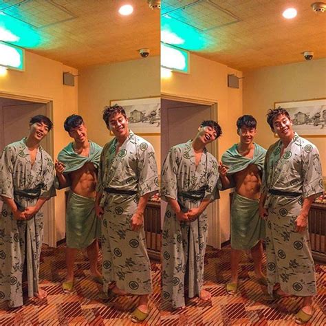 Bộ ba hot boy Hàn khiến hội con gái trầm trồ Chơi thân là cũng lây được đẹp trai với body múi