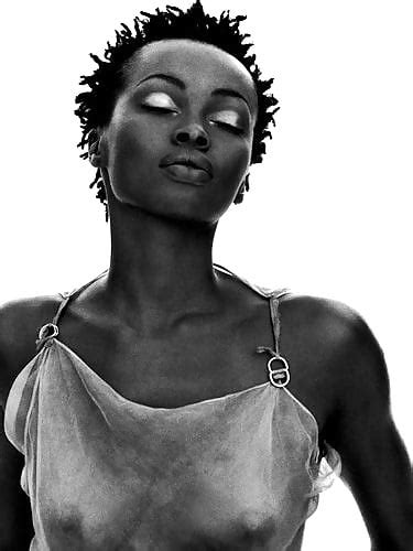 Black Ebony Nude And No Nude Porn Pic