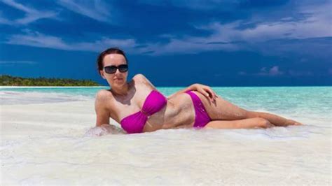 Bikini ve mayo ile gezene para cezası Son Dakika Dünya Haberleri