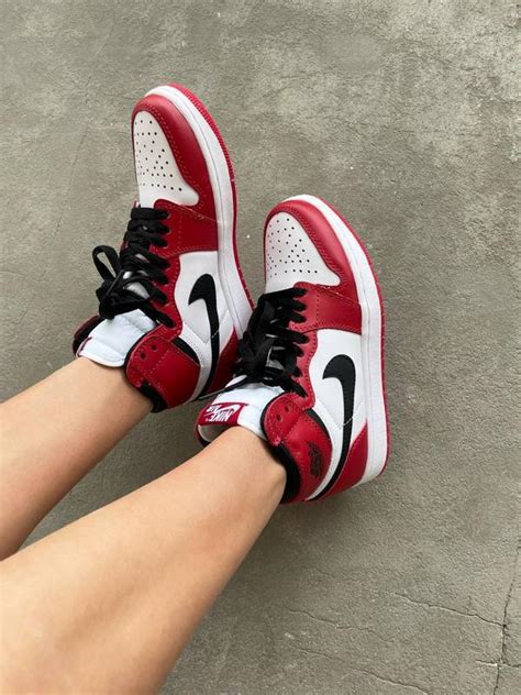 Женские красные высокие джорданы червоні високі джордани найк nike air ...