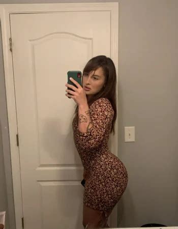 Sophia Sultry Age Twitter OnlyFans Measurements Hot Photos Net Worth Wikipedia Biography