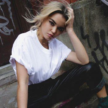 Paris Berelc Babe Page Watch This Actress On Freeones