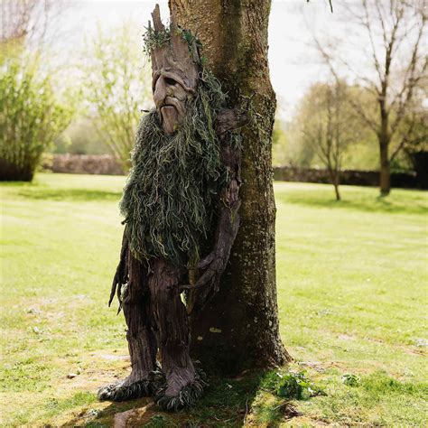 Hire Enchanted Woodland Creatures | Scarlett Entertainment