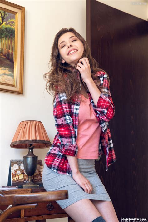 Mila Azul Milahill Nude OnlyFans Leaks The Fappening Photo 7907356 FappeningBook