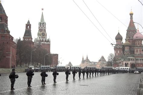 Pussy Riot S Tolokonnikova And Alyokhina To Work For Prisoners Rights Upi