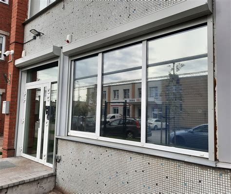 Тонировка стекол: зеркальная и солнцезащитная пленка