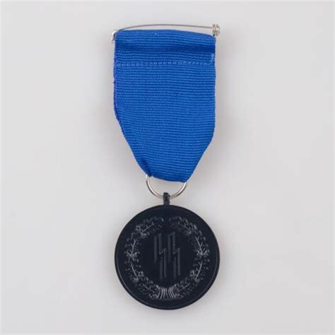 Medal IV stopnia za 4-letnią wierną służbę w SS