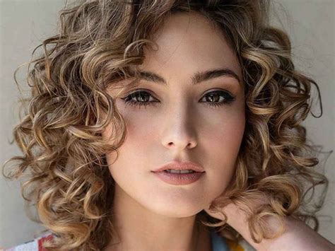 Uốn xù mì đã làm chỉ có đẹp điểm danh 7 mẫu tóc siêu HOT Royal Hair Vietnam Thương Hiệu Giày