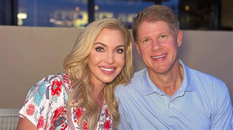 Who Is Clark Hunt’s Wife Tavia Hunt? All About the Former Miss Kansas