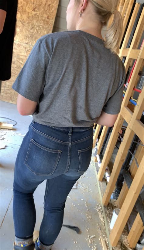 Cute Blonde In Tight Jeans Tight Jeans Forum