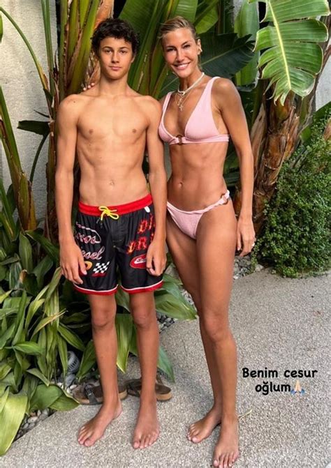 Hot Sexy Cagla Sikel Bikini Pics