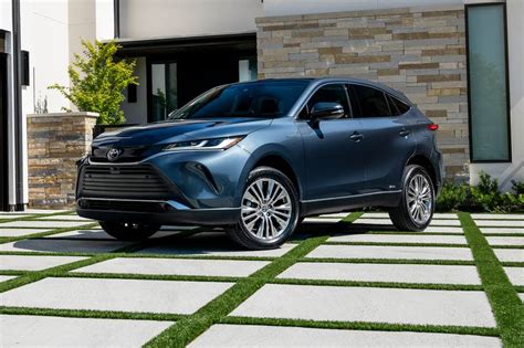 2021 Toyota Venza Pictures 148 Photos Edmunds