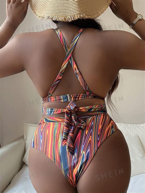 SHEIN Swim Curve Conjunto De Bikini Con Estampado Completo Y Corte En