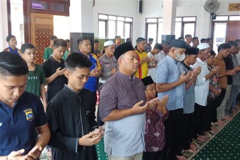 Polres Agam Gelar Shalat Gaib Doa Bersama Bagi Korban Gempa Cianjur