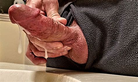 Big Cock Daddy At Home Solo Gay Porn Xhamster