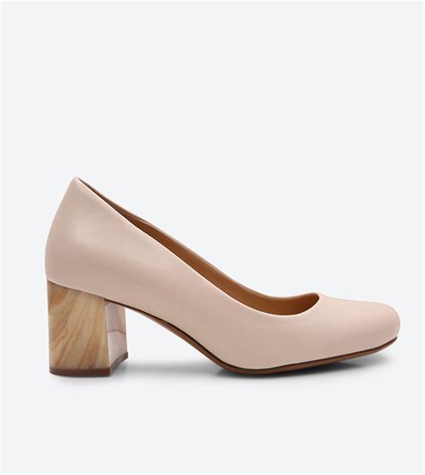 Buy Naturalizer Whitney Pumps Nude In Nude ThStreet Qatar