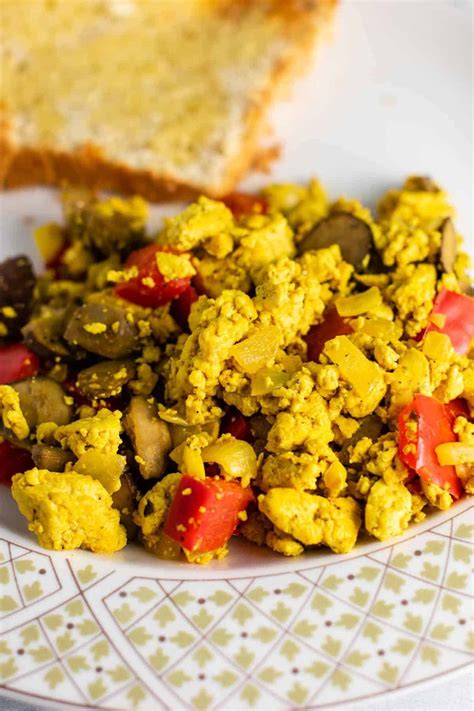 Easy and Delicious Tofu Scramble Recipe - Build Your Bite