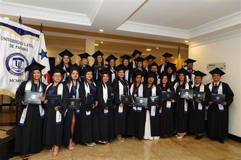 La Universidad Latina de Panamá celebra ceremonia de graduación internacional en Quito Ecuador