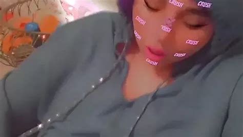 Chubby Bunny Girl Slut Plays With Her Fat Tight Pussy Xhamster