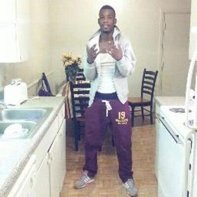 DAMM GIRL Dawg Ass Twitter