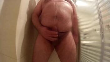 Haciendo Pis En La Ducha XVIDEOS