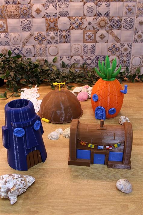 Sponge Bob Bikini Bottom Pineapple House Piggy Bank Soap Dispenser Organizer Squidward Moai