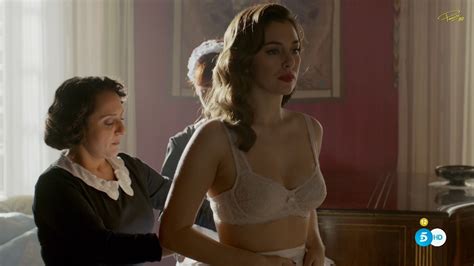 Naked Blanca Suárez in Lo que escondían sus ojos